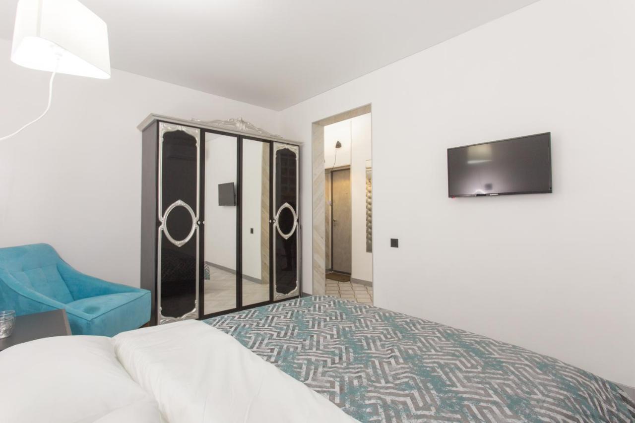 Sumska Apartment Lux คาร์คิฟ ภายนอก รูปภาพ
