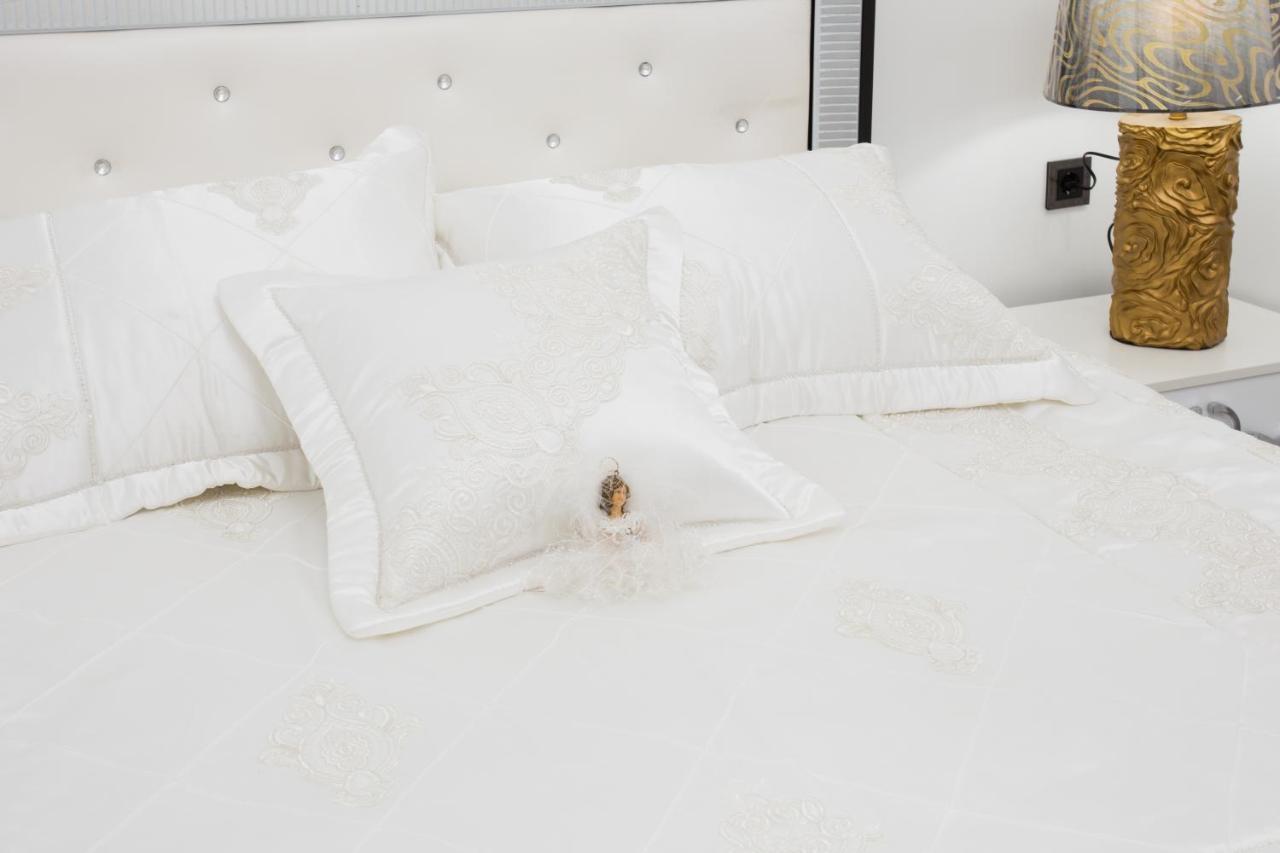 Sumska Apartment Lux คาร์คิฟ ภายนอก รูปภาพ