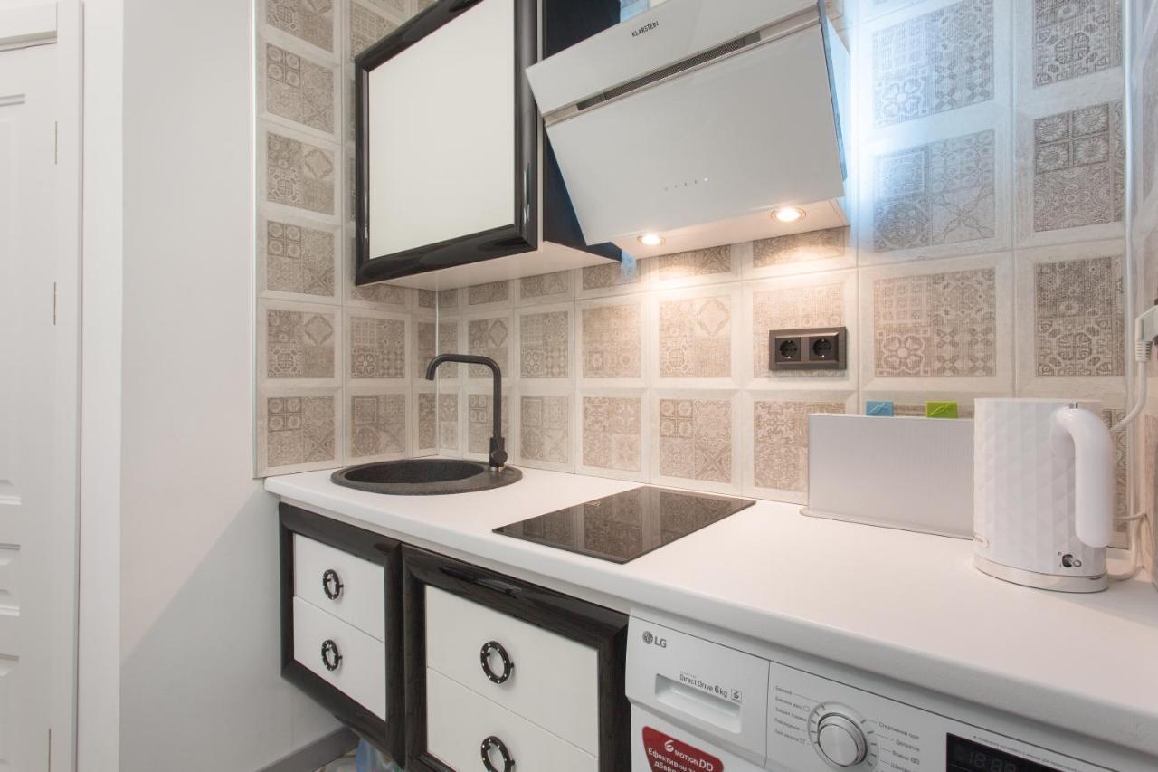 Sumska Apartment Lux คาร์คิฟ ภายนอก รูปภาพ