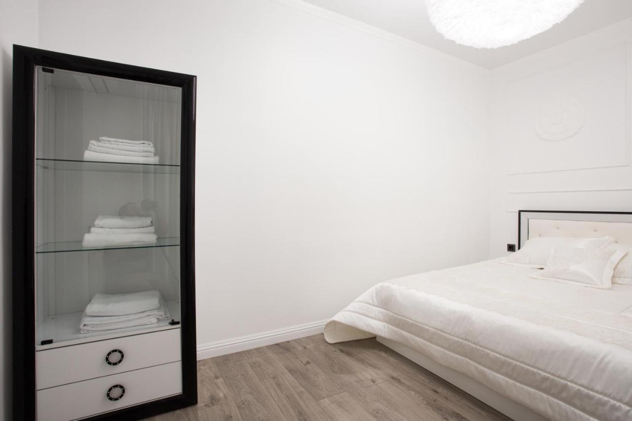 Sumska Apartment Lux คาร์คิฟ ภายนอก รูปภาพ