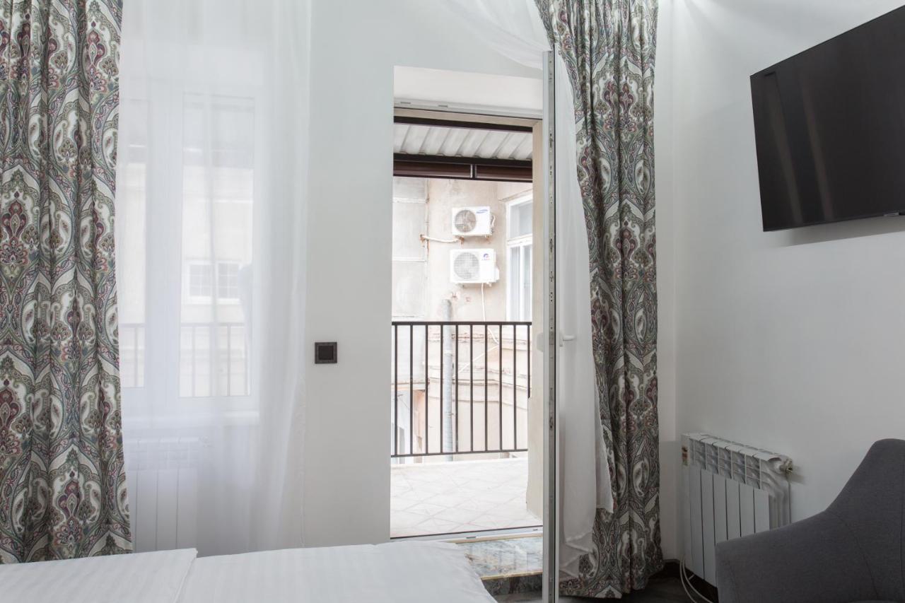 Sumska Apartment Lux คาร์คิฟ ภายนอก รูปภาพ
