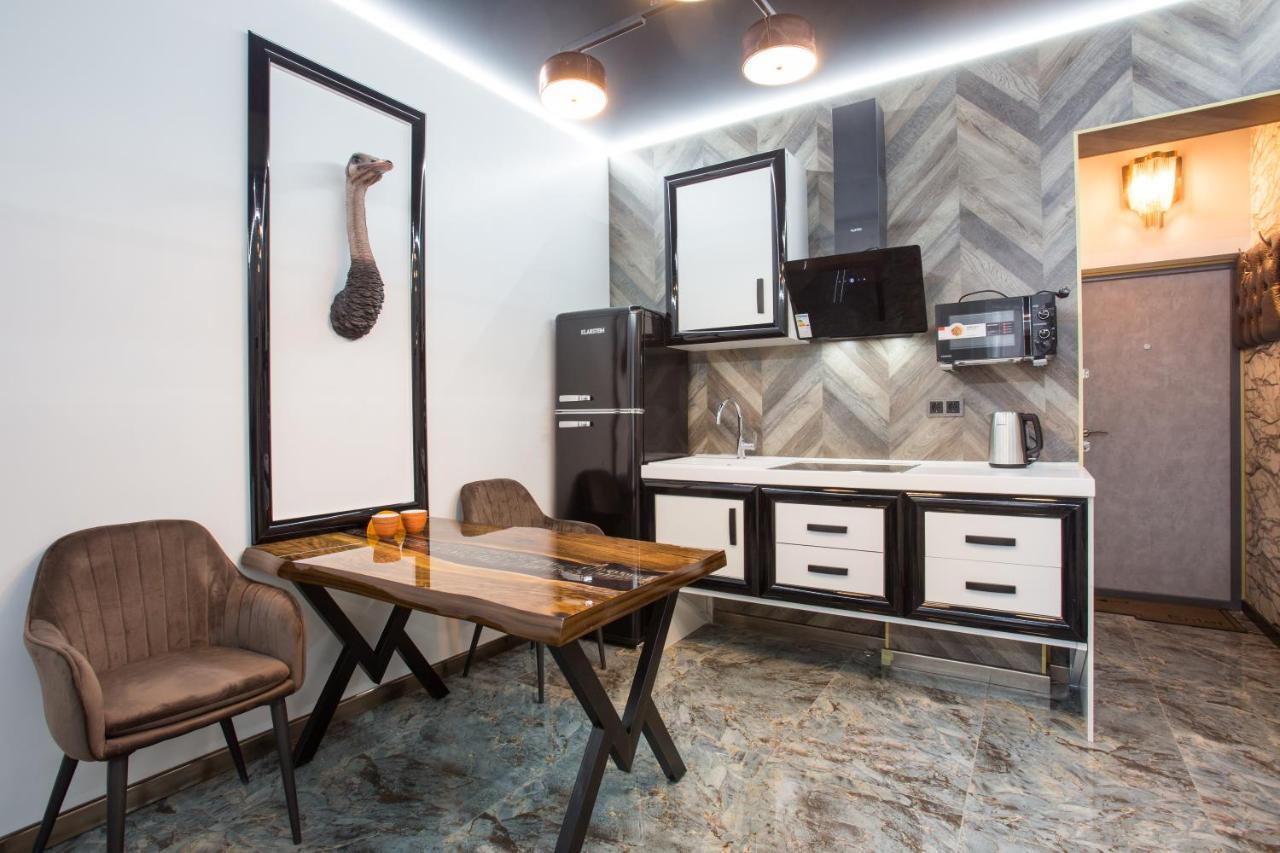 Sumska Apartment Lux คาร์คิฟ ภายนอก รูปภาพ