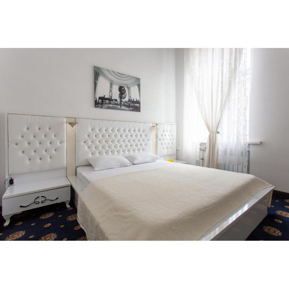 Sumska Apartment Lux คาร์คิฟ ภายนอก รูปภาพ
