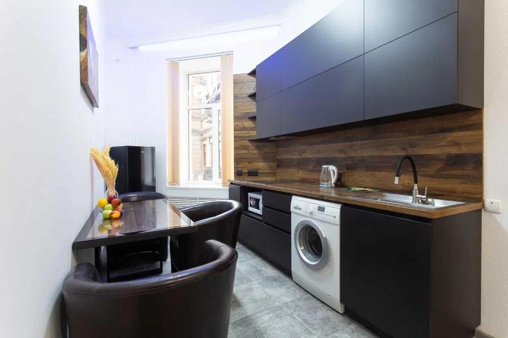 Sumska Apartment Lux คาร์คิฟ ภายนอก รูปภาพ